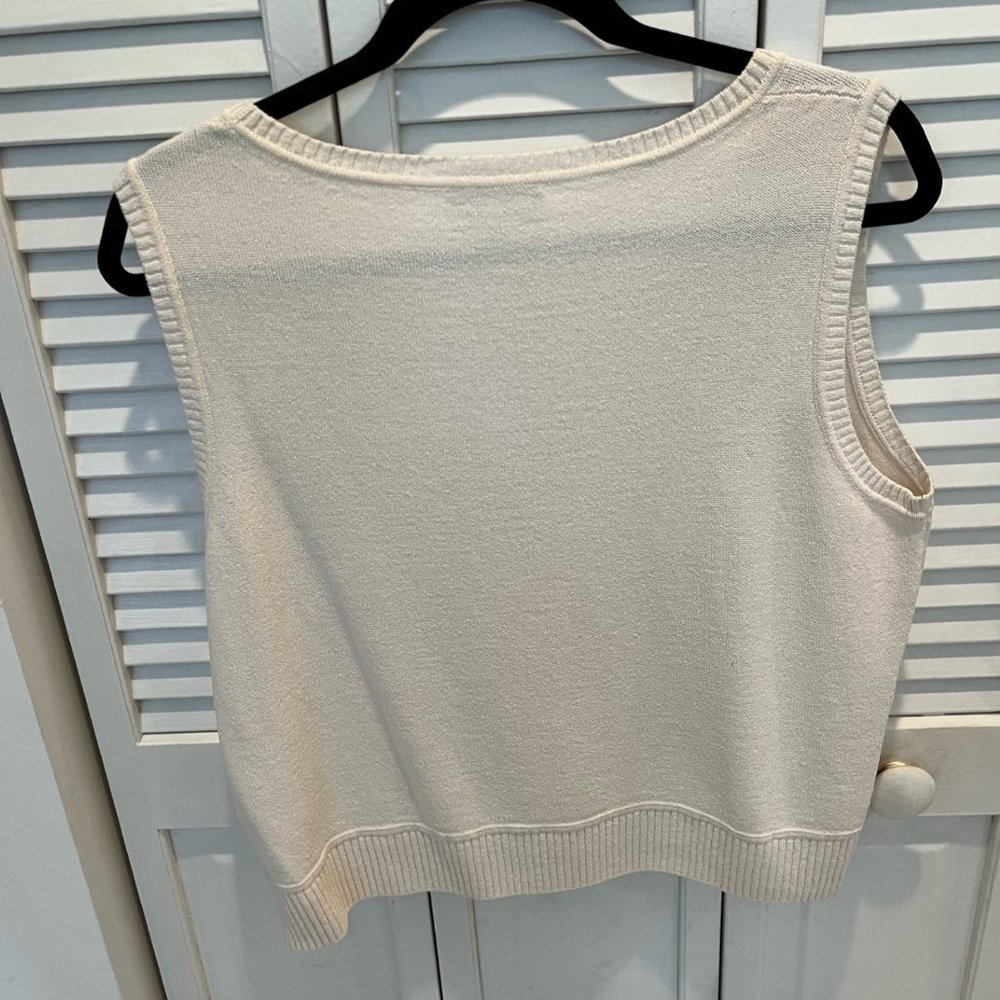 St John Cream Vest - Picture 4 of 4